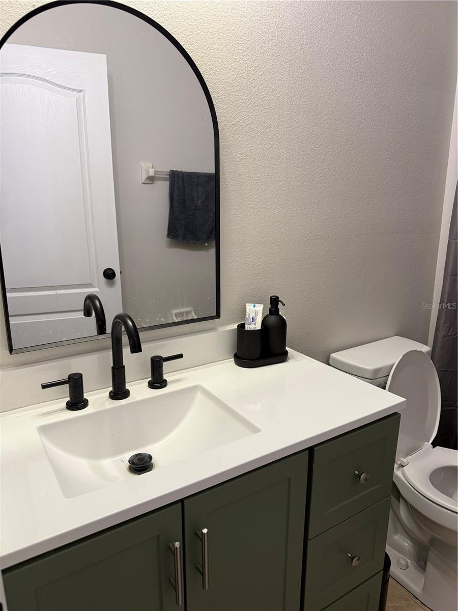 WHISPERING WOODS PH 1 - Residential Lease