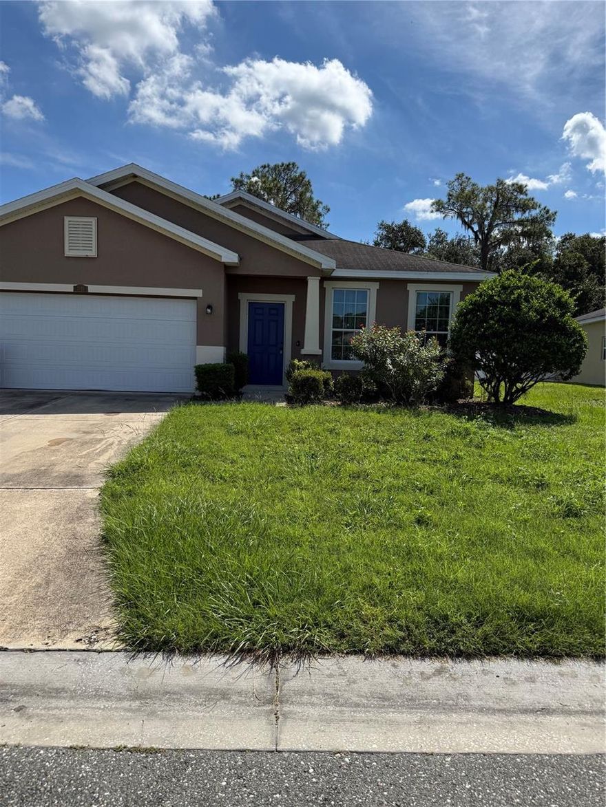 Welcome home to this beautifully furnished 3-bedroom, 2-bath residence in the heart of Plant City! This spacious and well-maintained home offers comfort, convenience, and a touch of modern style — perfect for those seeking a move-in-ready rental.
Enjoy an open-concept living and dining area with comfortable furnishings, a fully equipped kitchen with modern appliances, and ample counter space for everyday cooking. The primary suite features a private ensuite bath and generous closet space, while the additional bedrooms are tastefully furnished and ready for guests or family.
Step outside to a peaceful yard with plenty of room to relax or entertain. Washer and dryer included for your convenience.
Located just minutes from downtown Plant City, shopping, dining, I-4, and easy access to both Tampa and Lakeland.
Highlights:
3 Bedrooms / 2 Bathrooms
Fully Furnished
Washer & Dryer Included
Convenient Location Near I-4
Move-In Ready