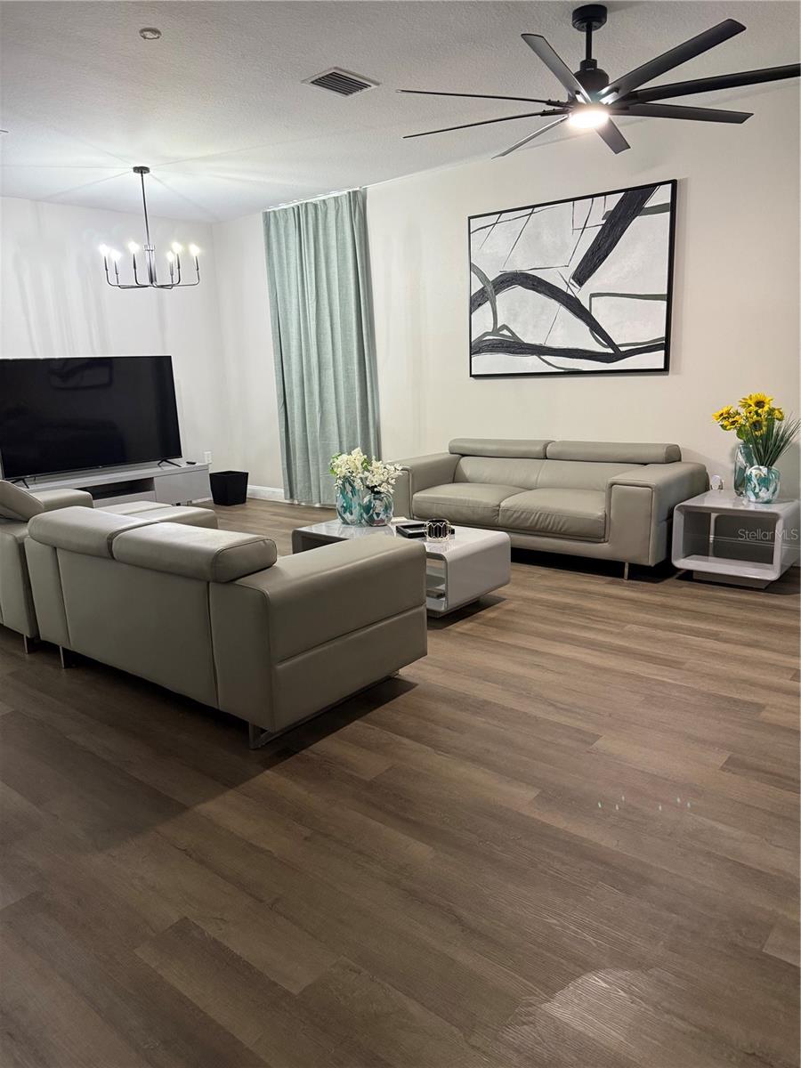 WHISPERING WOODS PH 1 - Residential Lease