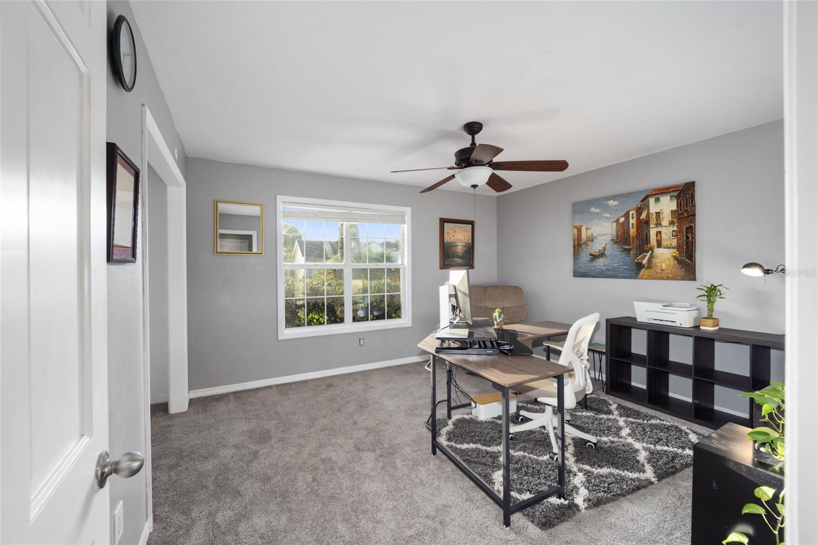 COUNTRY ESTATE - Residential