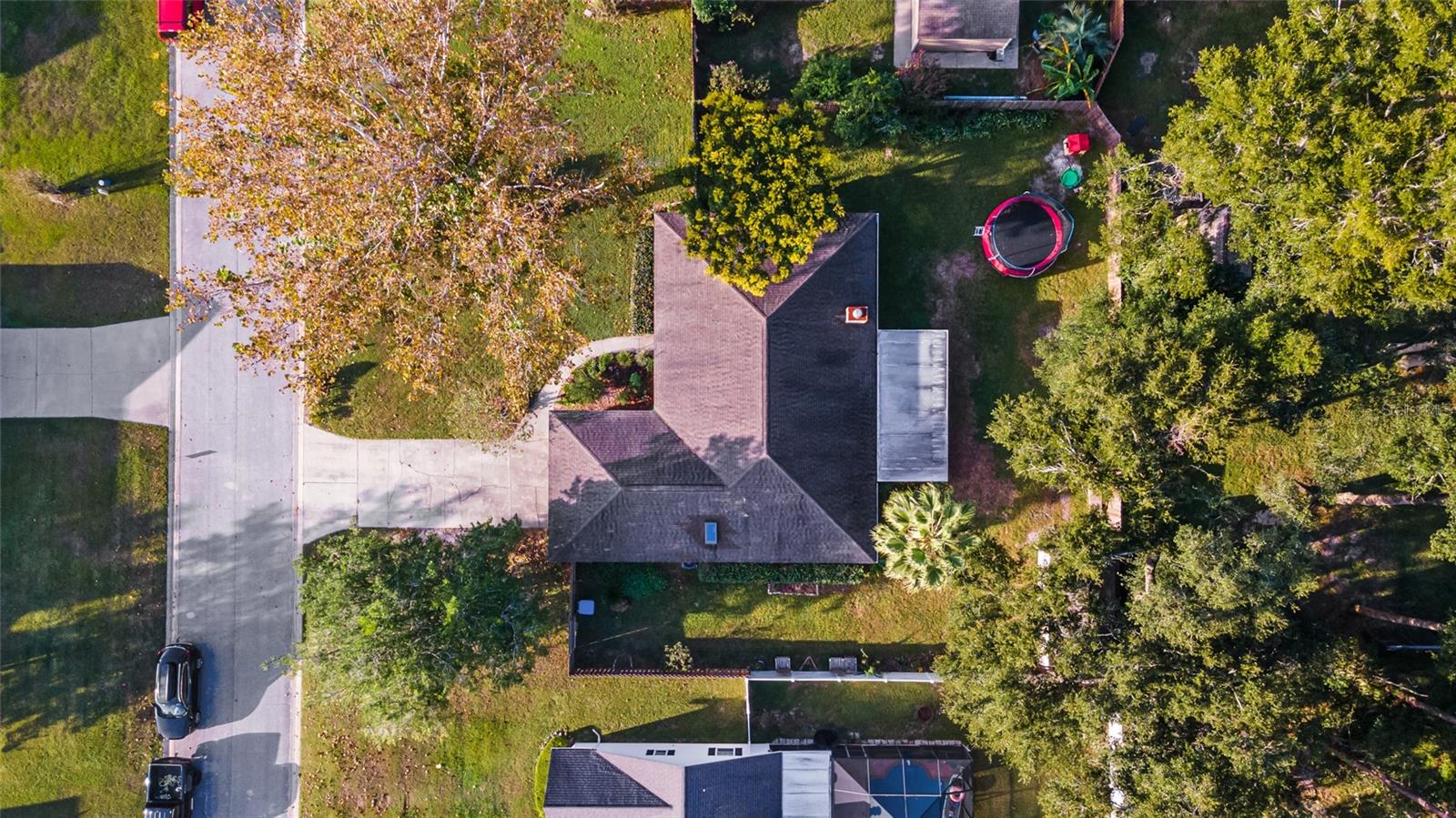 COUNTRY ESTATE - Residential