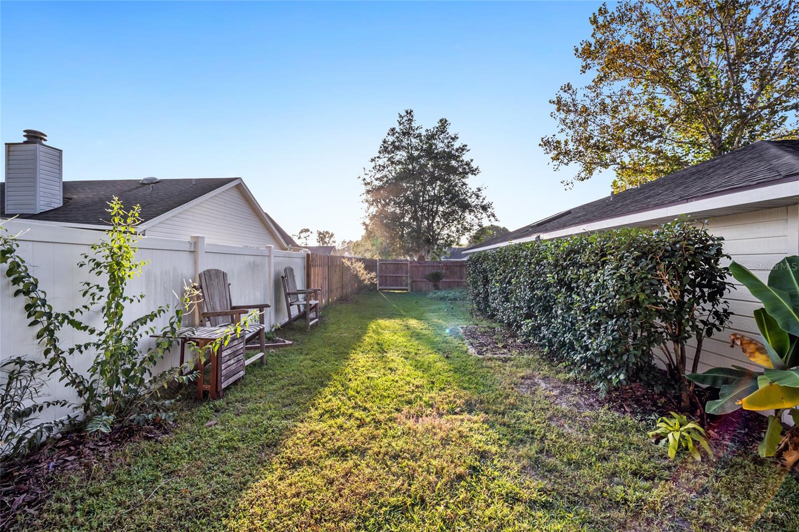 COUNTRY ESTATE - Residential