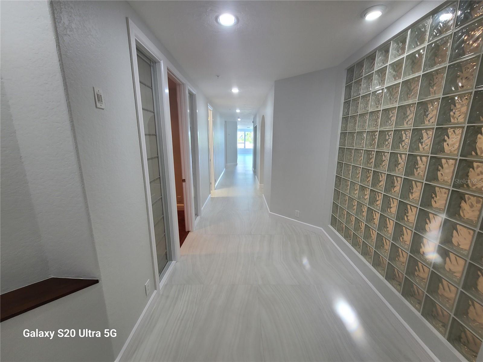 TANGERINE BAY CLUB - Residential