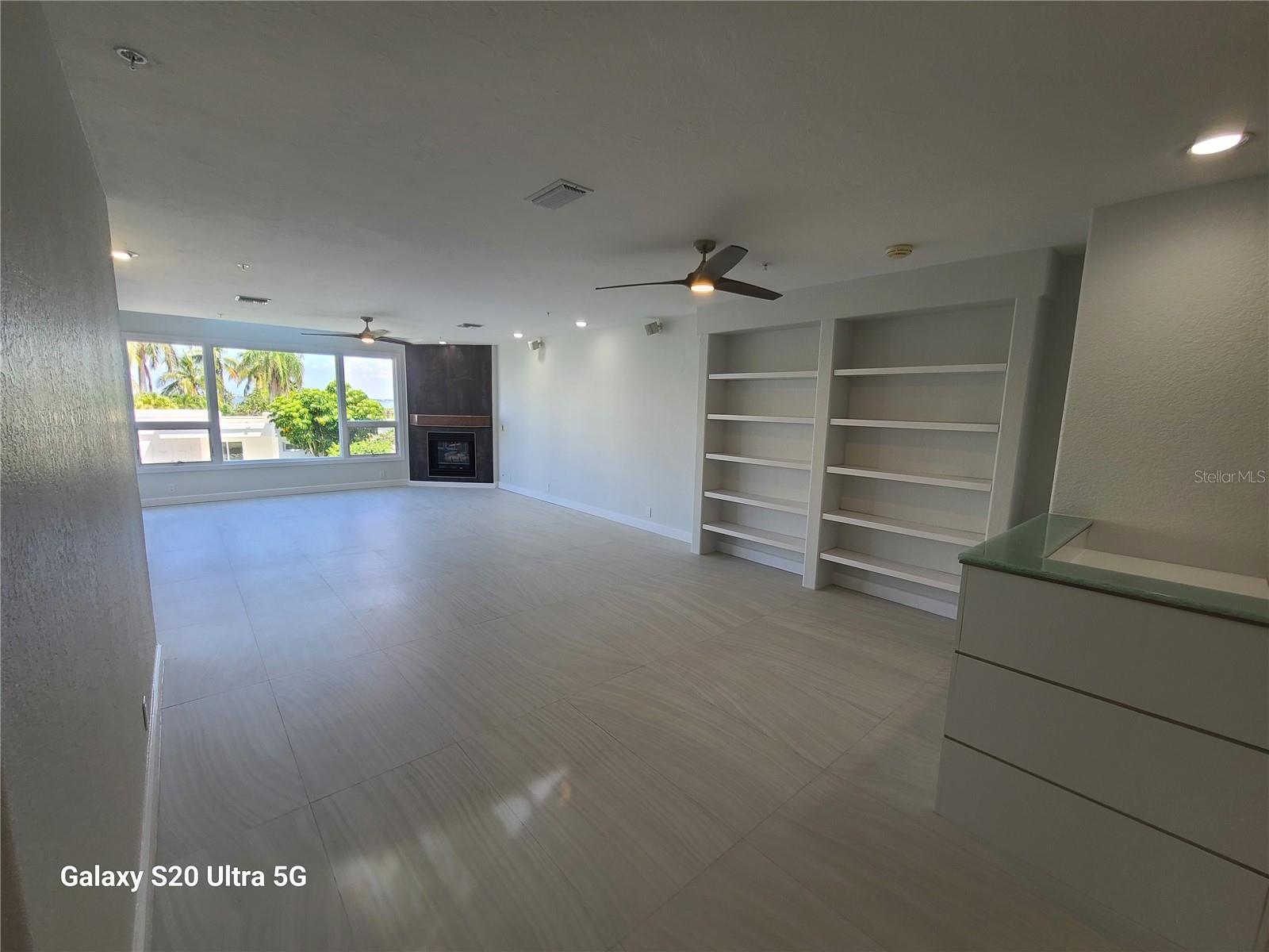 TANGERINE BAY CLUB - Residential