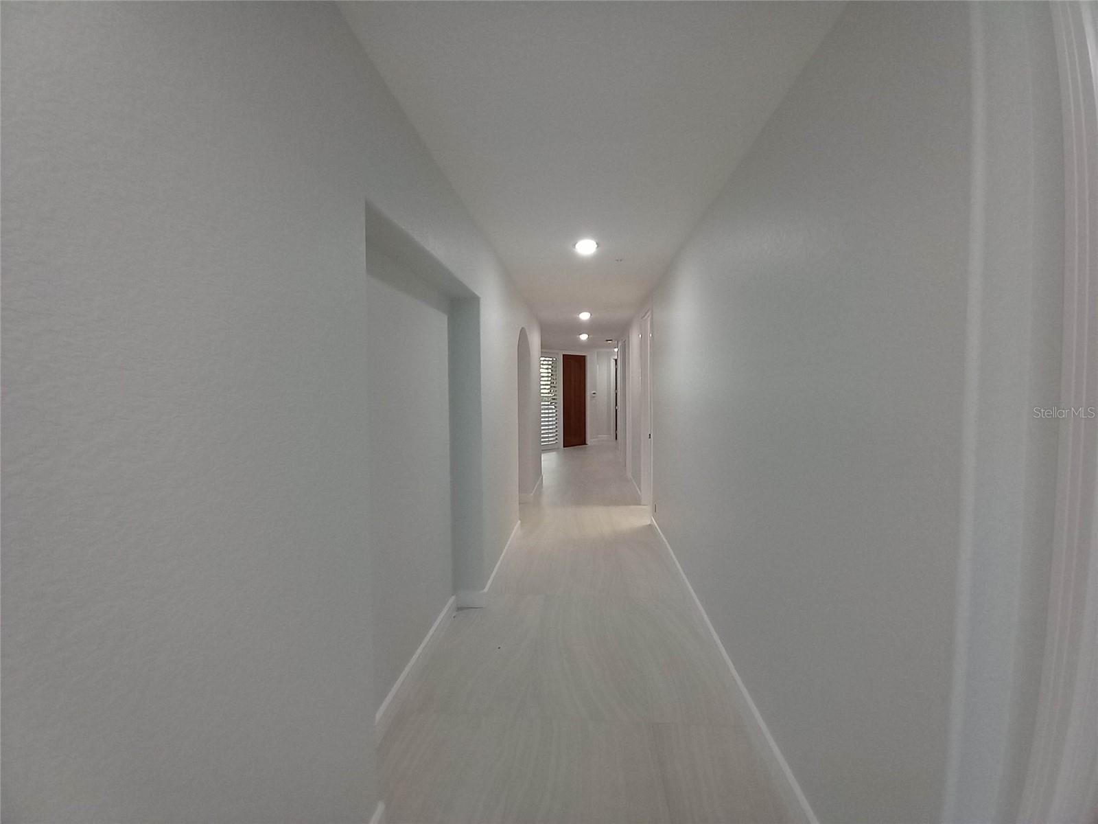 TANGERINE BAY CLUB - Residential