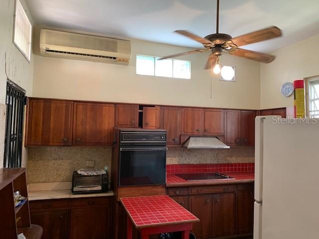 ASHFORD 1364 - Residential