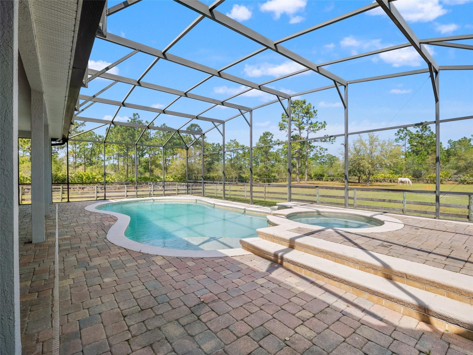 WEDGEFIELD/ ROCKET CITY - Residential