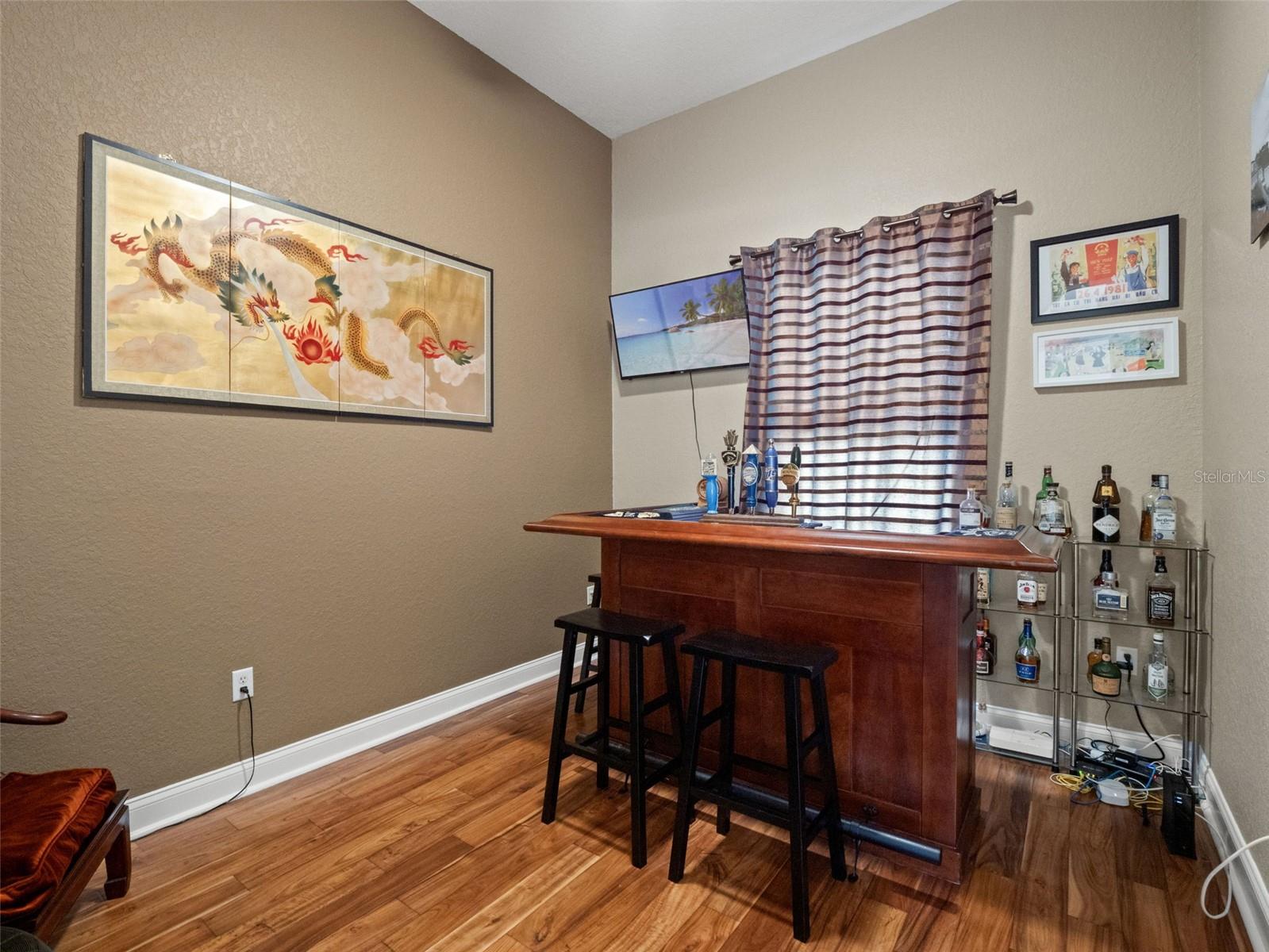 WEDGEFIELD/ ROCKET CITY - Residential