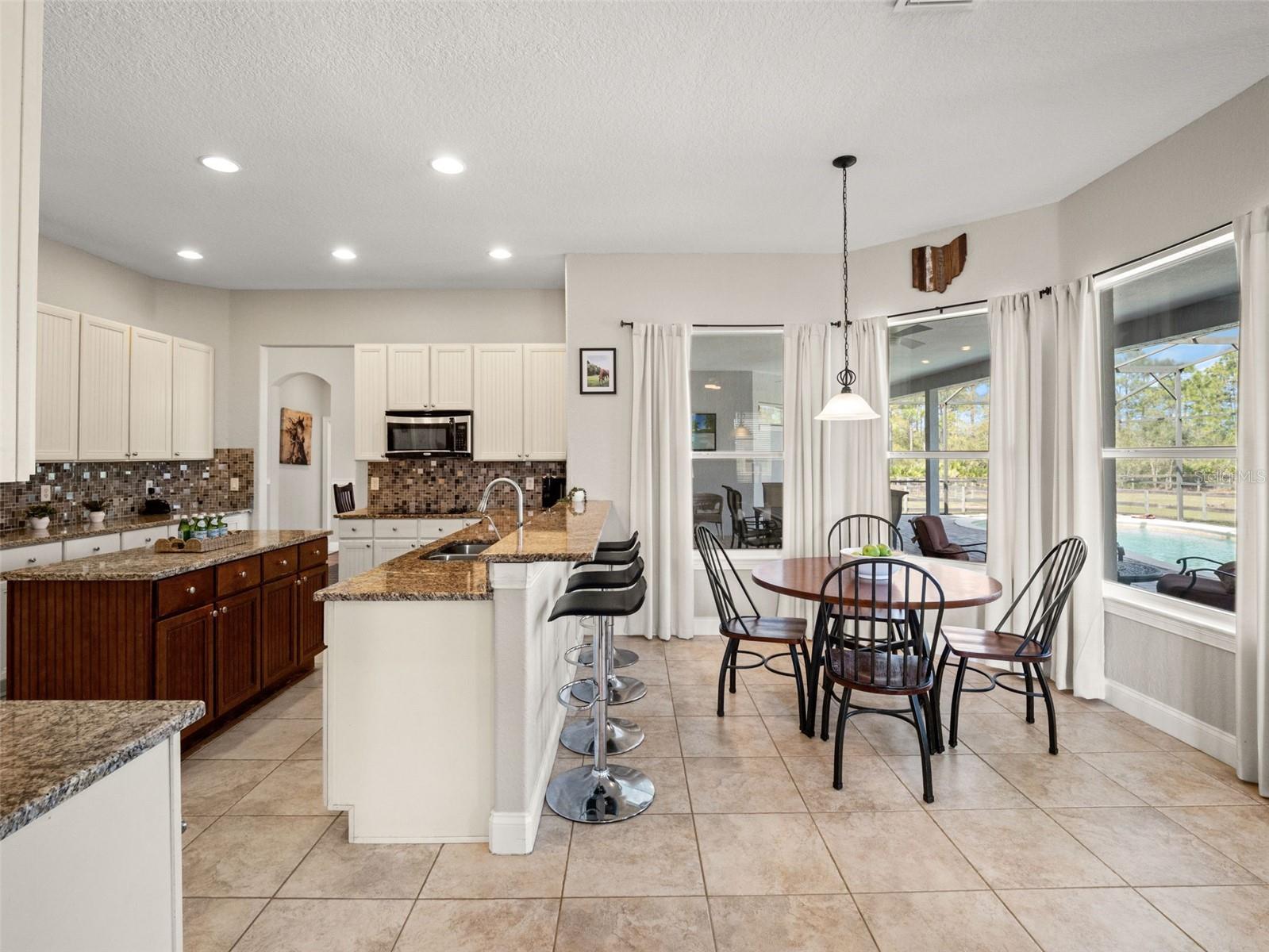 WEDGEFIELD/ ROCKET CITY - Residential