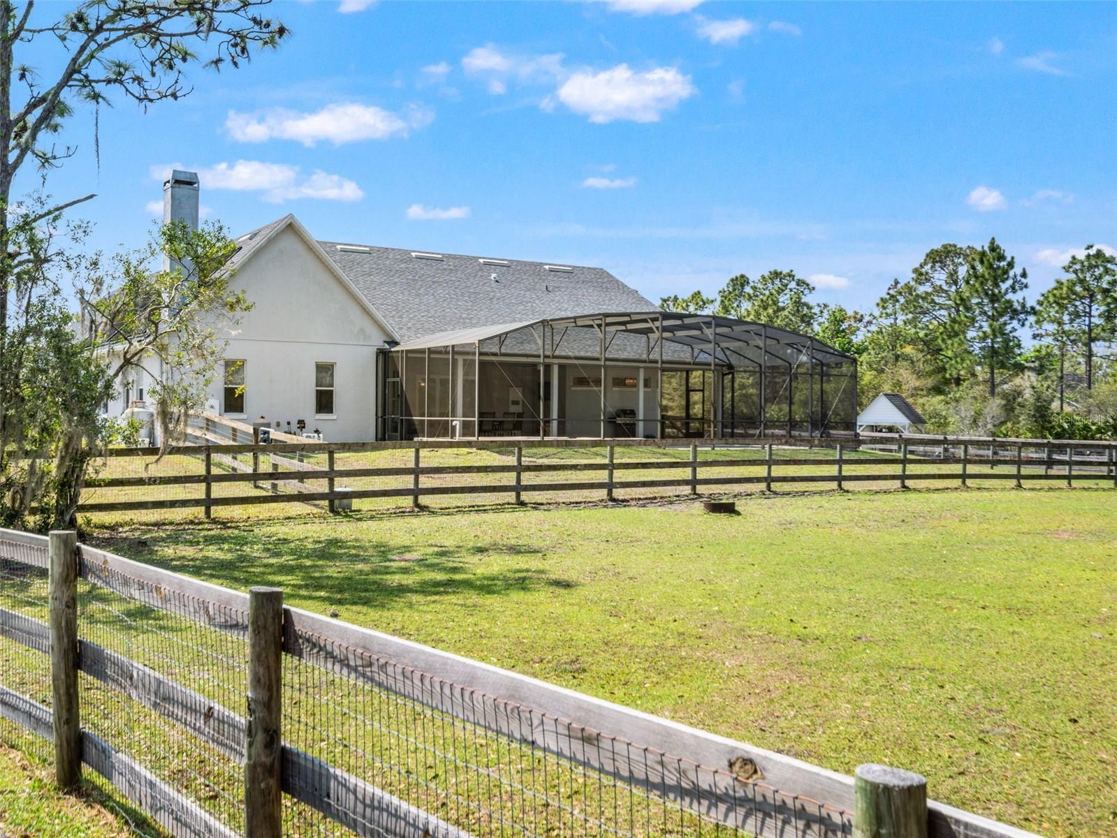 WEDGEFIELD/ ROCKET CITY - Residential