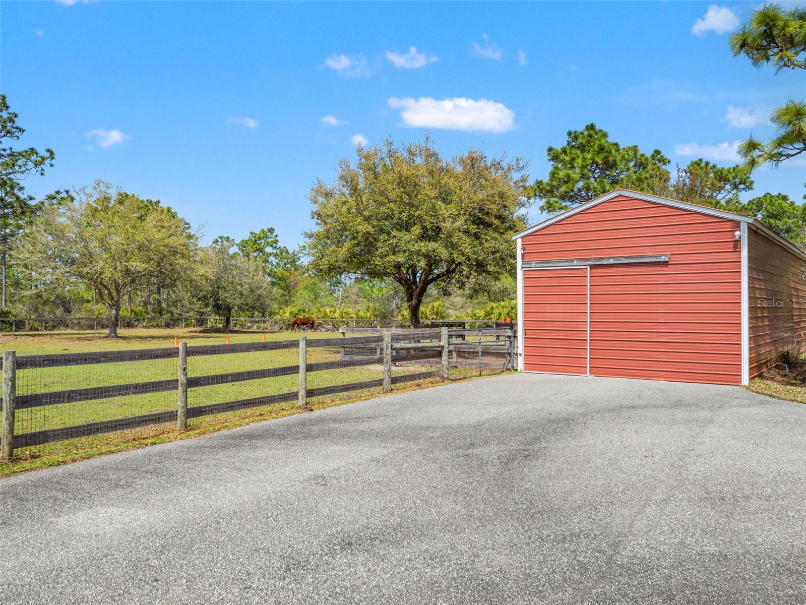 WEDGEFIELD/ ROCKET CITY - Residential