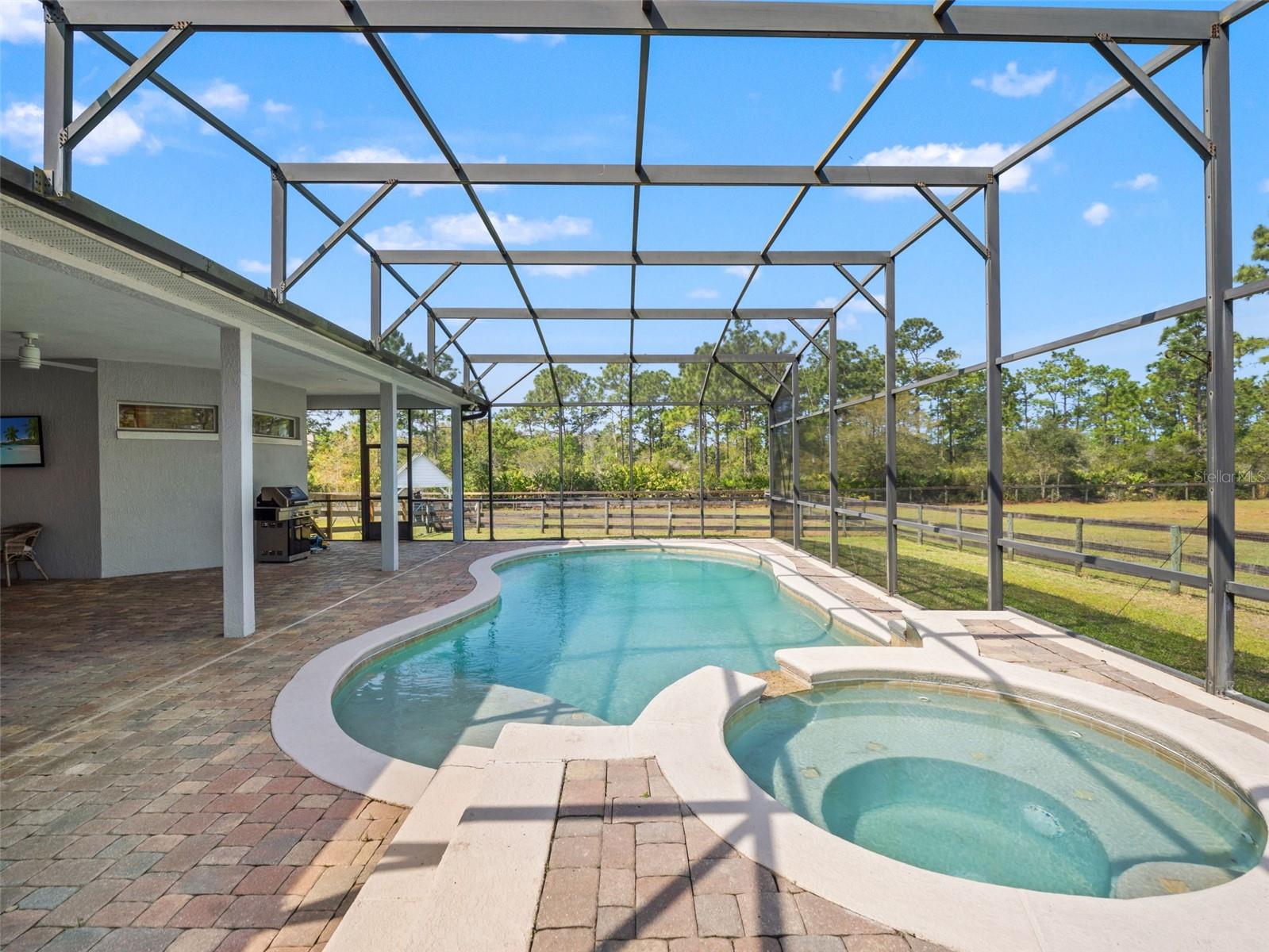 WEDGEFIELD/ ROCKET CITY - Residential