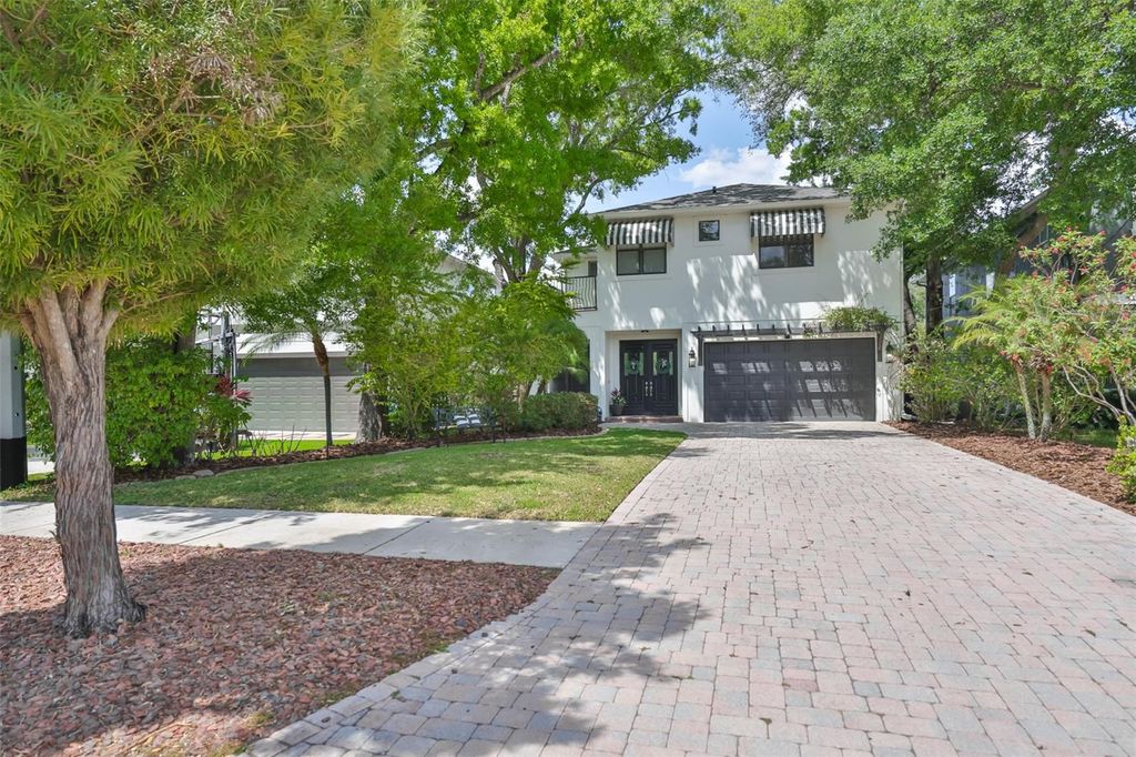 Photo of 3609 W San Luis Street, Tampa, FL 33629 (MLS # TB8494185)