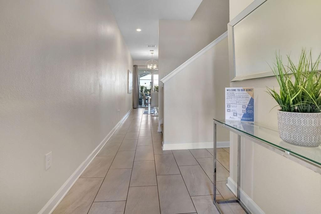 Photo of 890 Pebble Beach Drive, Davenport, FL 33896 (MLS # S5141975)