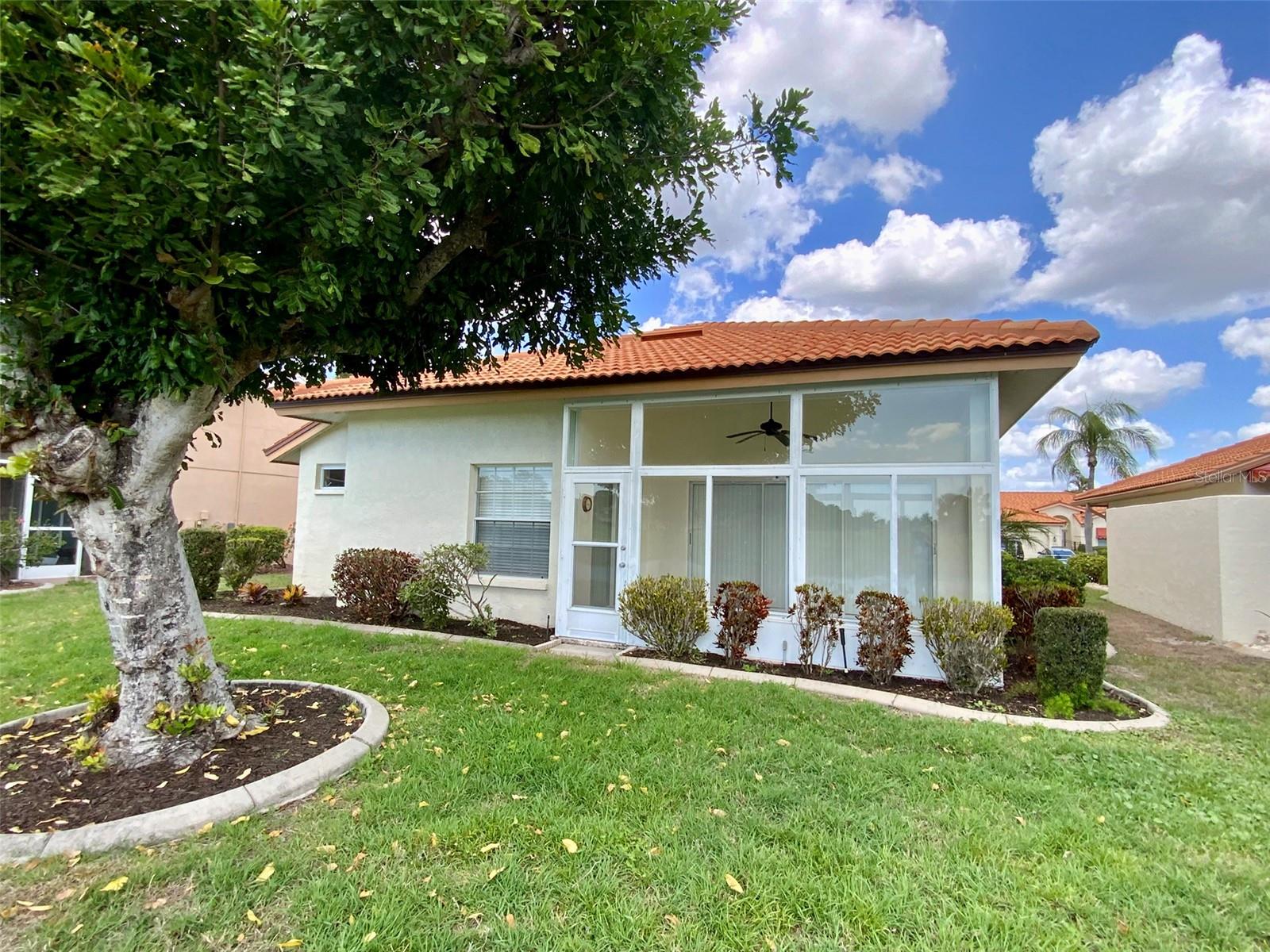 4310 MURFIELD DRIVE E