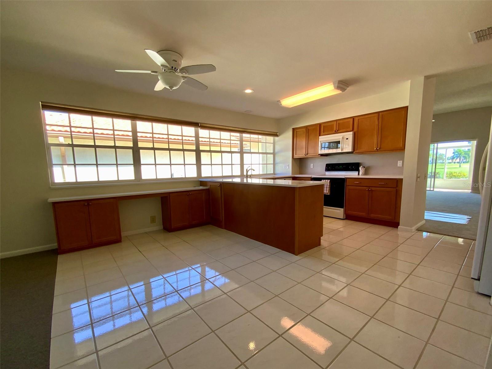 PERIDIA UNIT FOUR - Residential