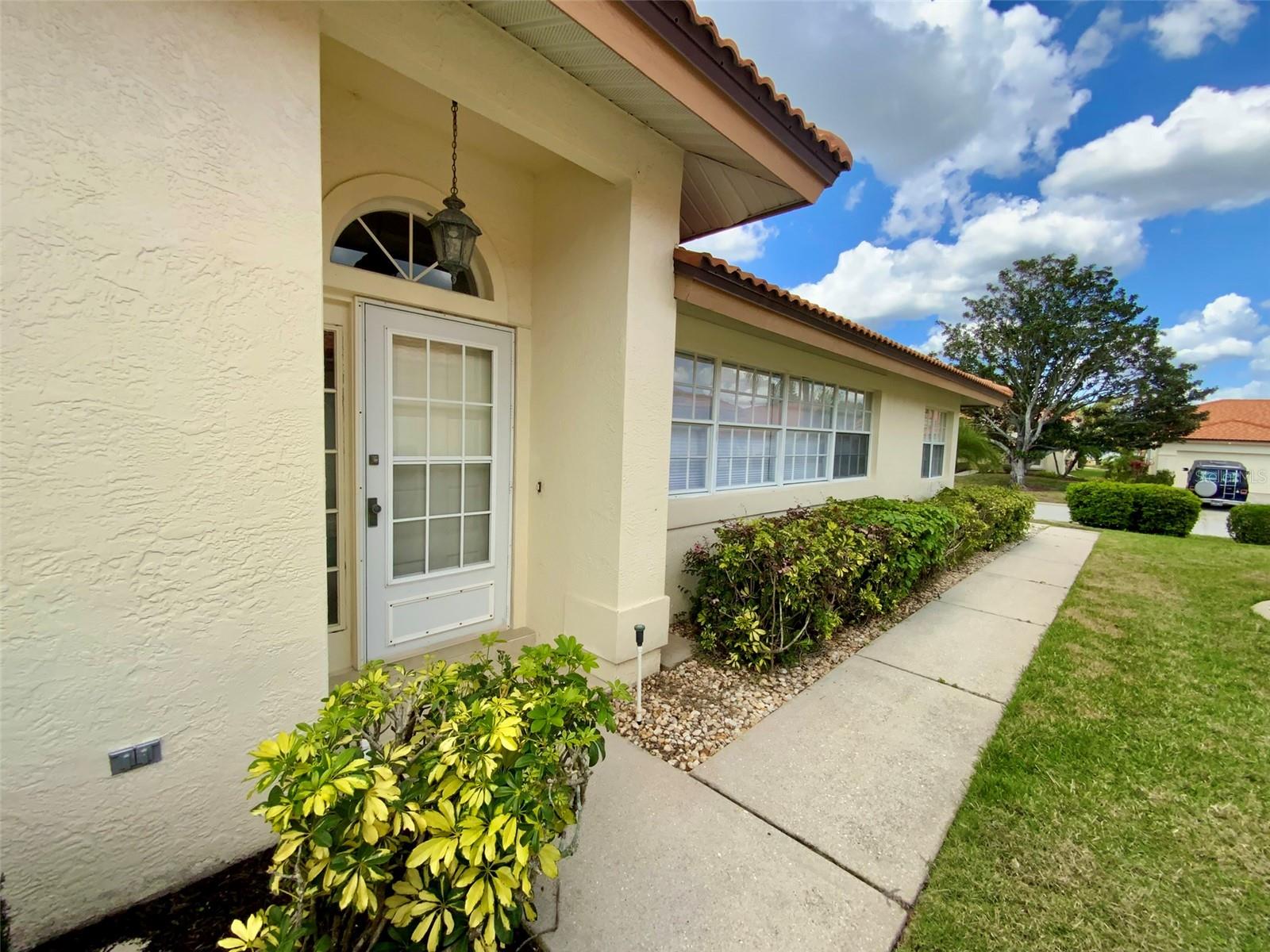 4310 MURFIELD DRIVE E