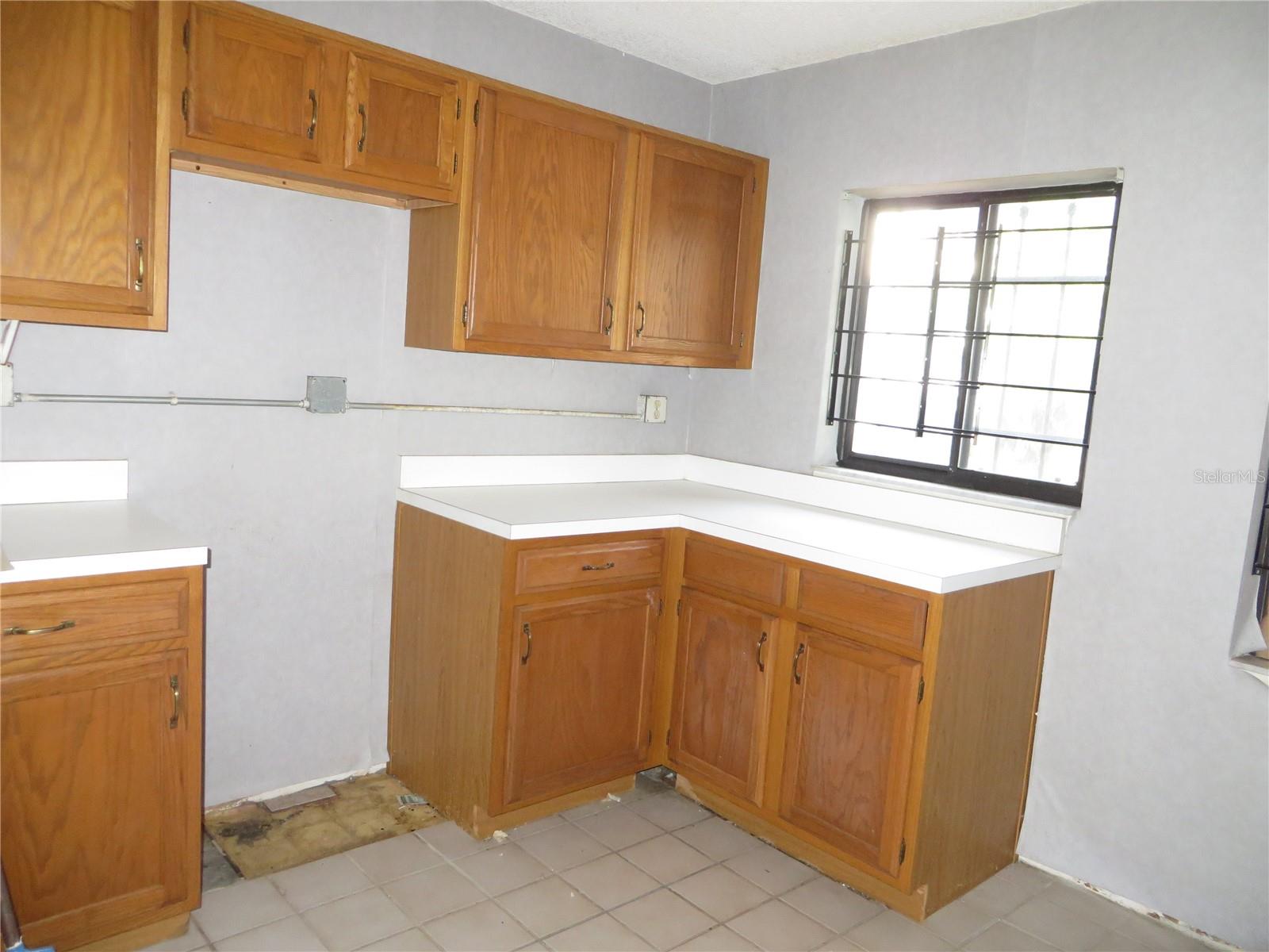 SEQUOIA HOMES - Commercial Sale