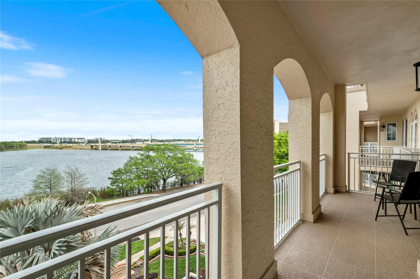 RENAISSANCE AT LAKE IVANHOE CONDO - Residential