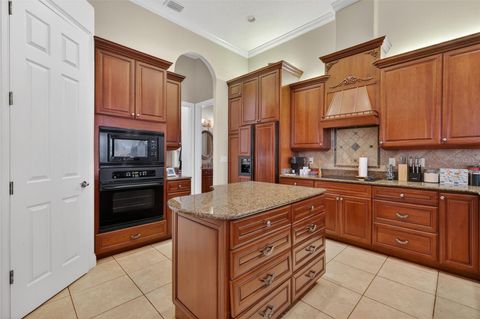 Tiny photo for 2007 Country Club Drive, Eustis, FL 32726 (MLS # G5109252)