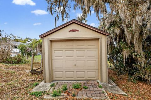 Tiny photo for 2007 Country Club Drive, Eustis, FL 32726 (MLS # G5109252)