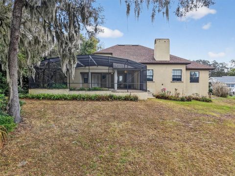 Tiny photo for 2007 Country Club Drive, Eustis, FL 32726 (MLS # G5109252)