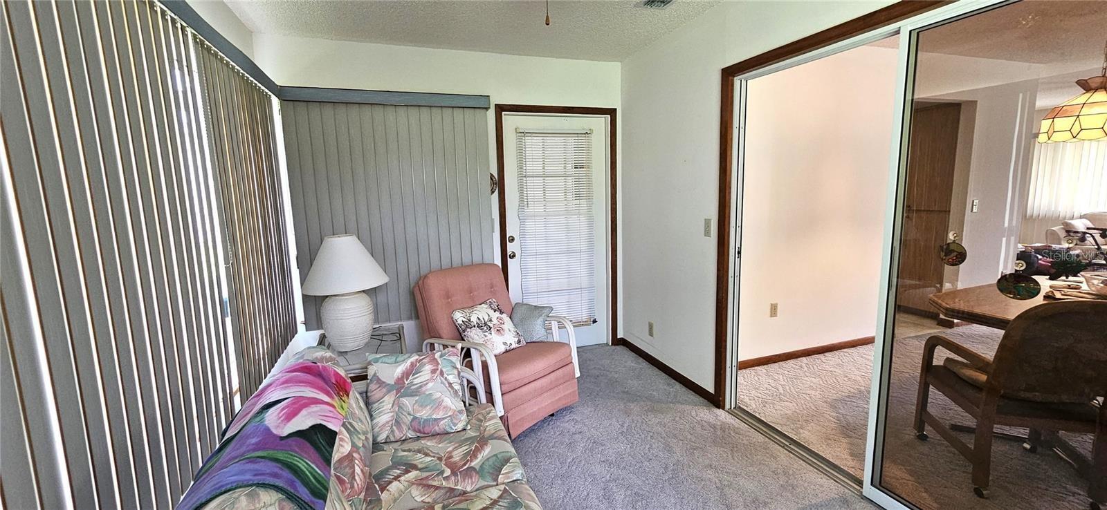 PALM CAY UN 02 & REPLAT/TRACTS - Residential