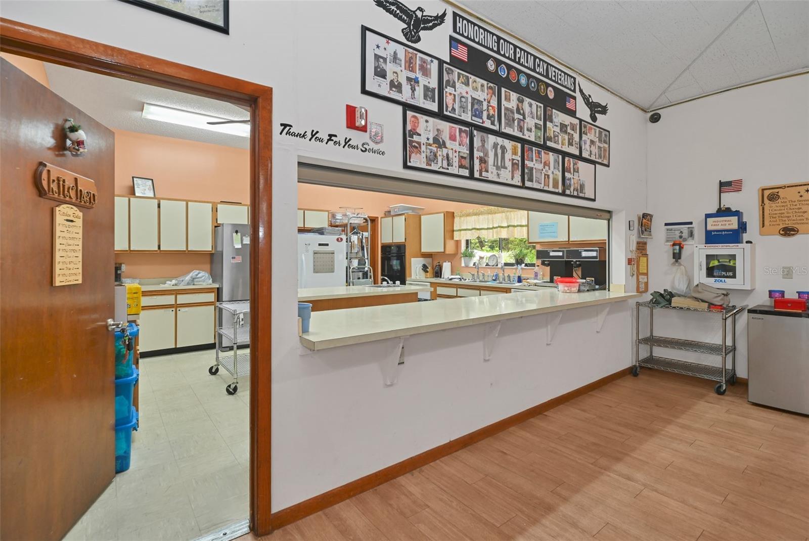 PALM CAY UN 02 & REPLAT/TRACTS - Residential