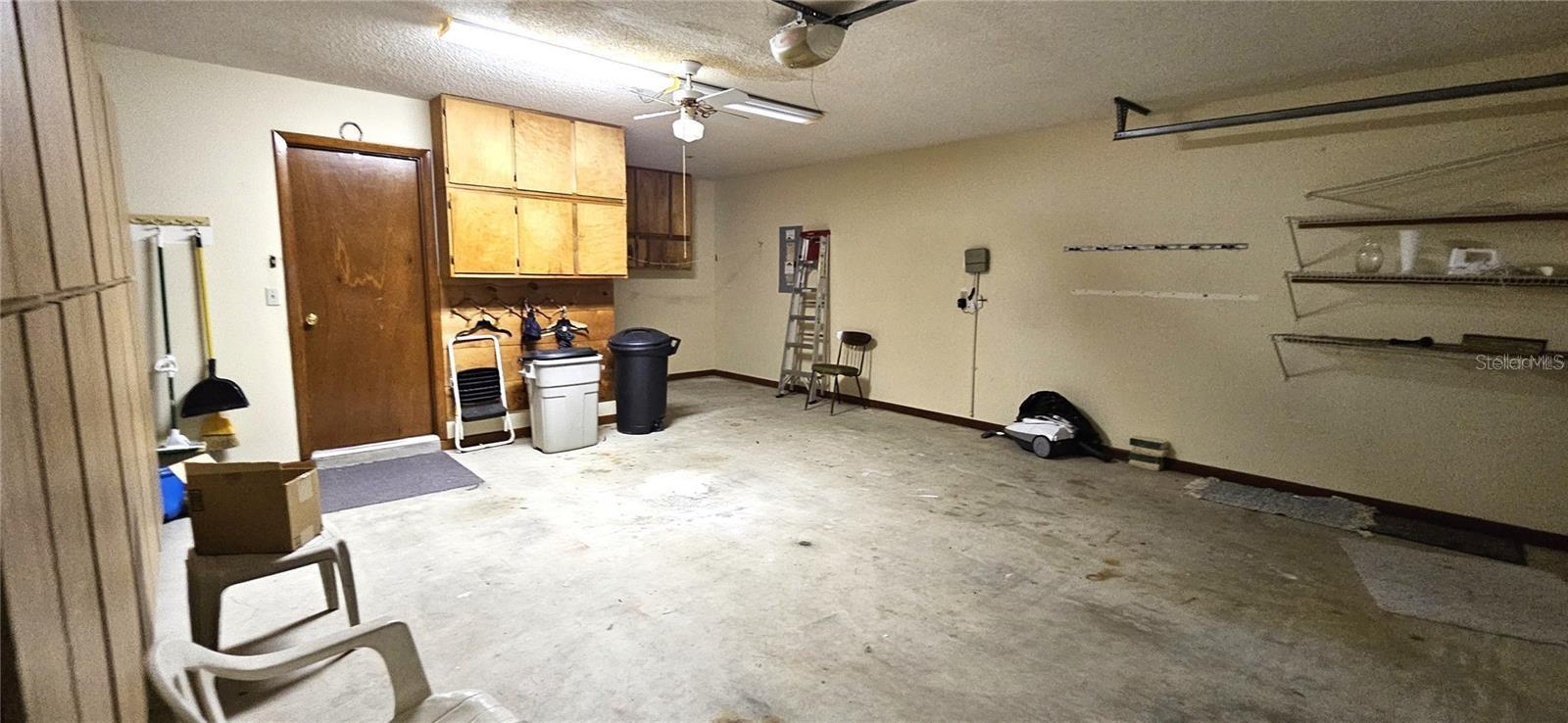 PALM CAY UN 02 & REPLAT/TRACTS - Residential