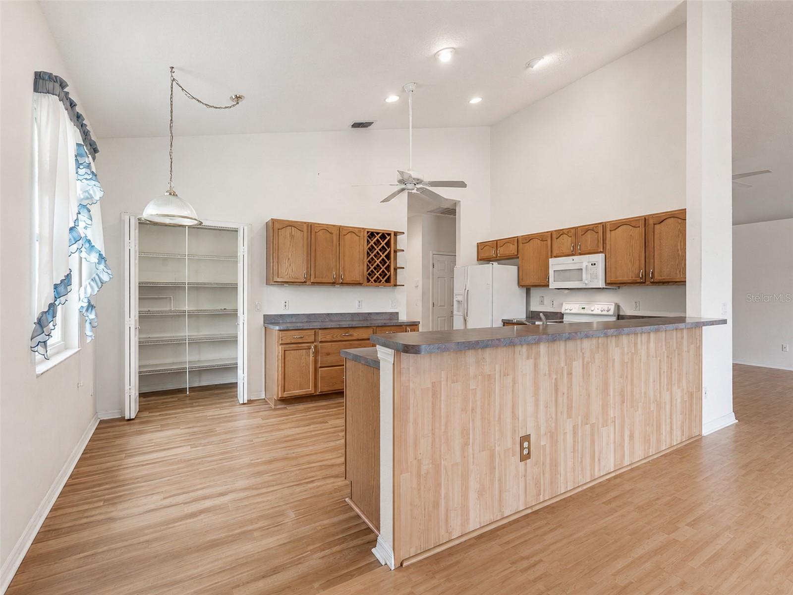 REMINGTON AT KINGS RIDGE - Residential