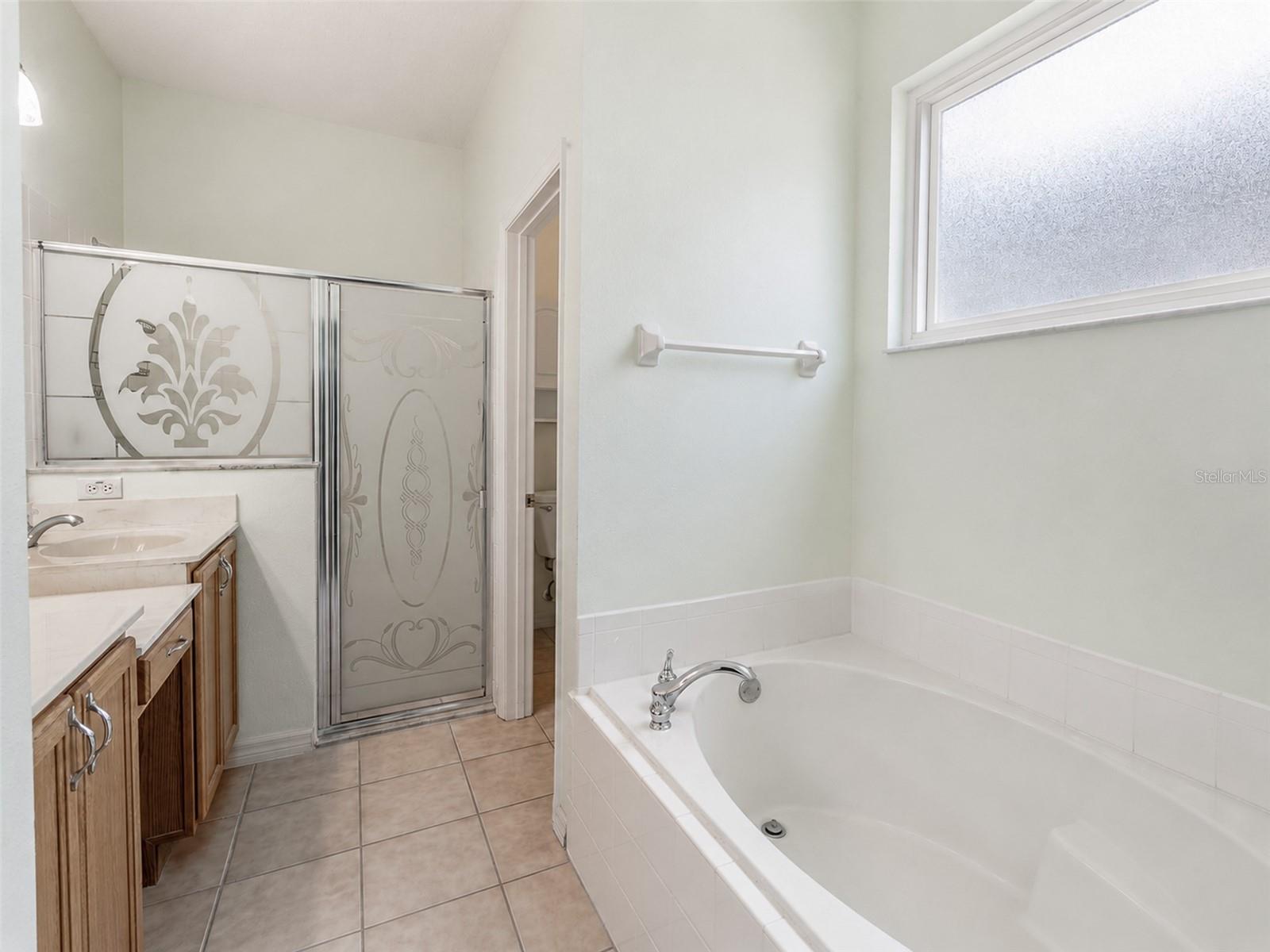 REMINGTON AT KINGS RIDGE - Residential