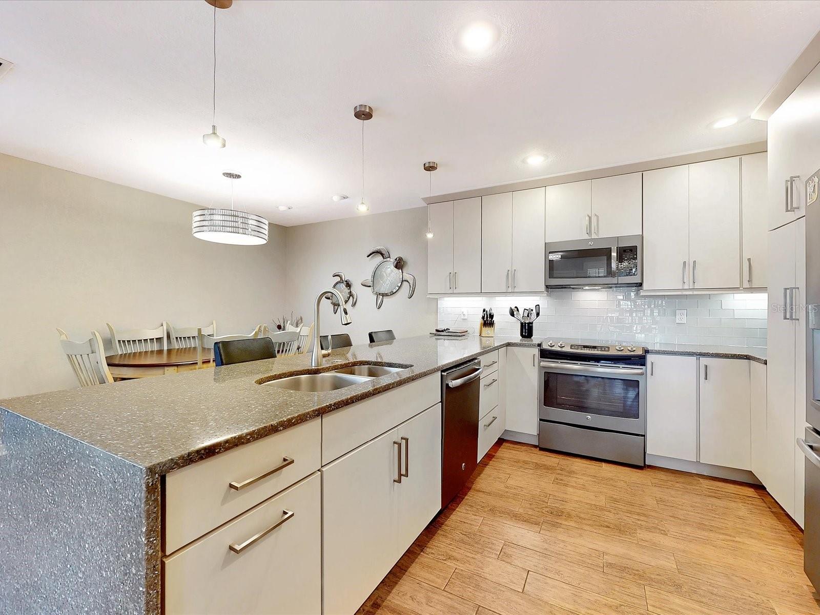 GRENELEFE CLUB ESTATES - Residential