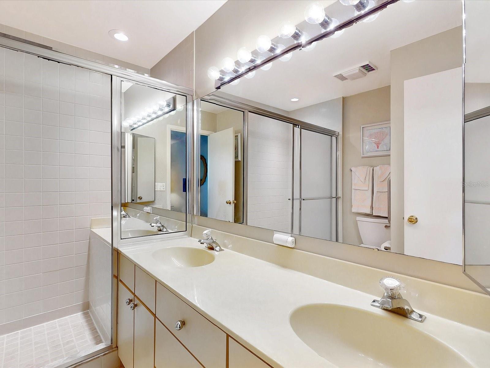 GRENELEFE CLUB ESTATES - Residential