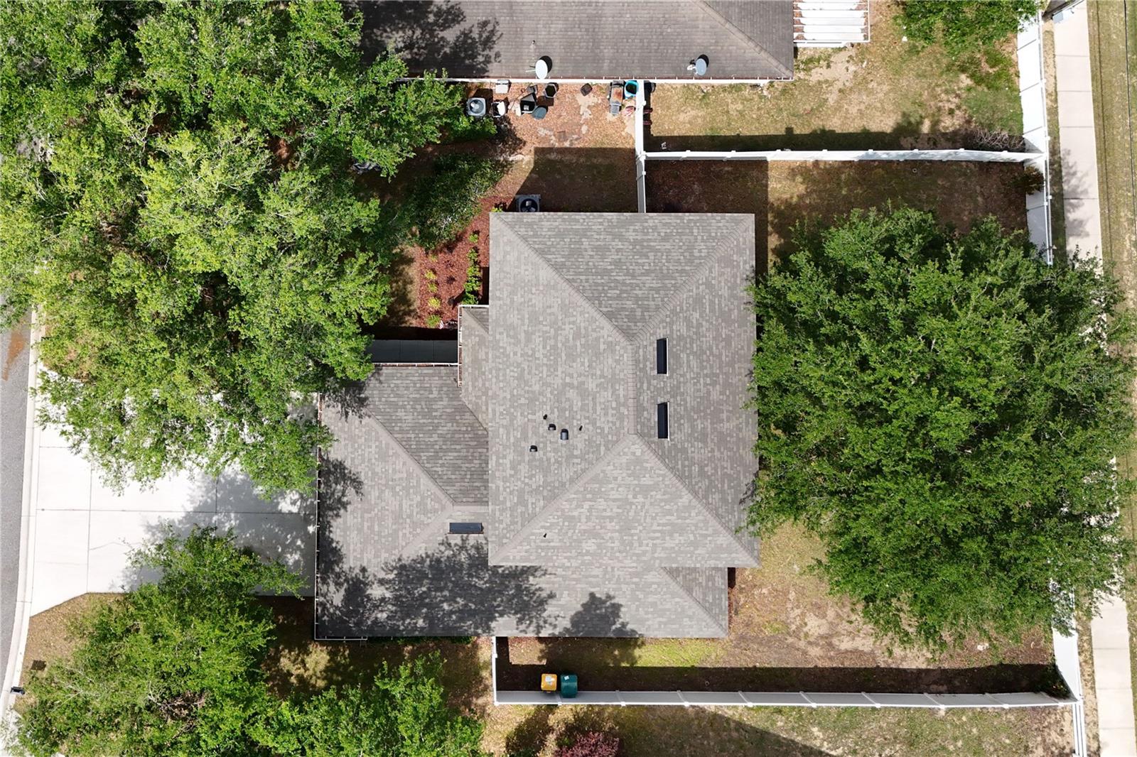 HILLCREST/LK NETTIE - Residential