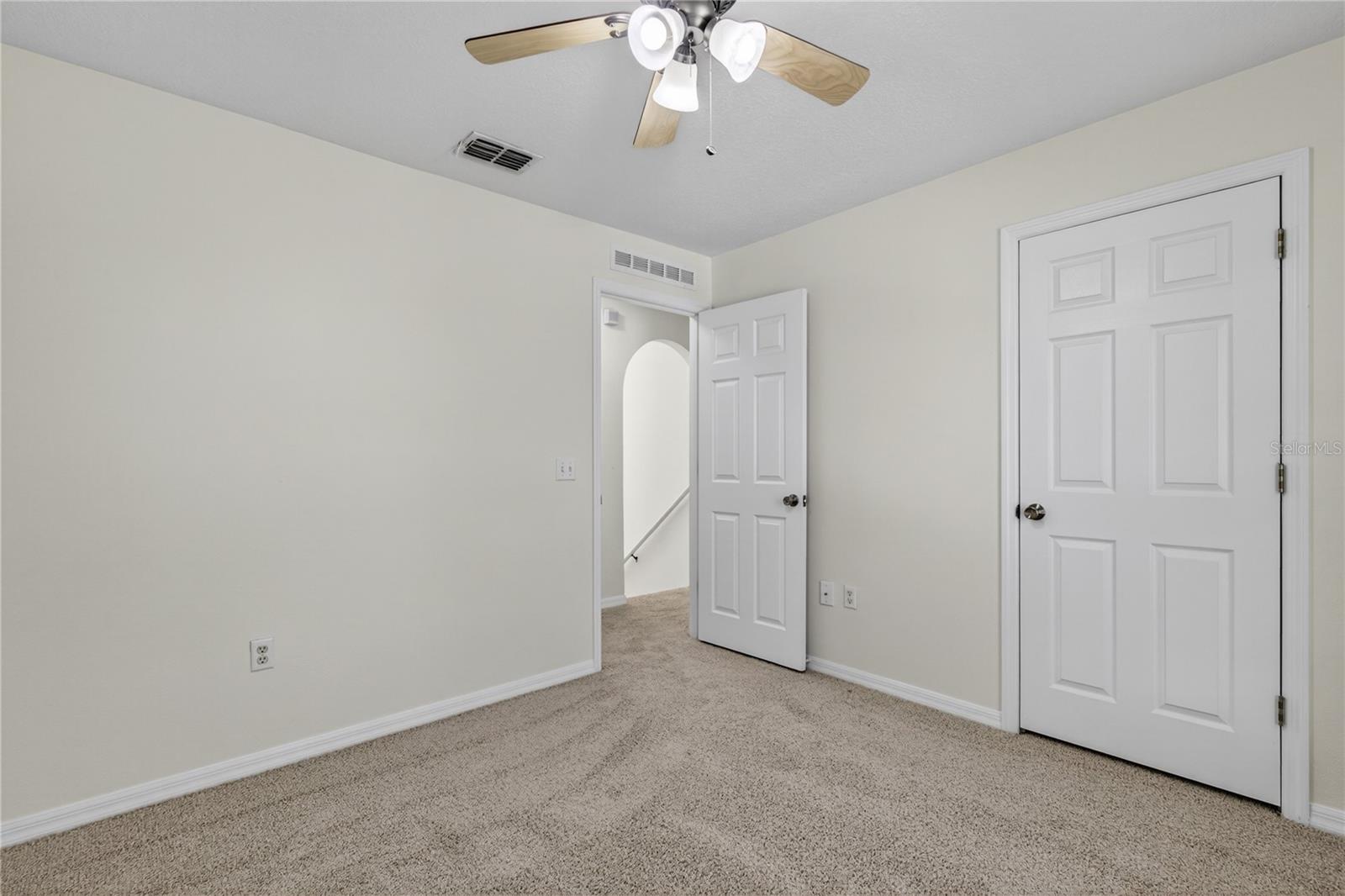 HILLCREST/LK NETTIE - Residential