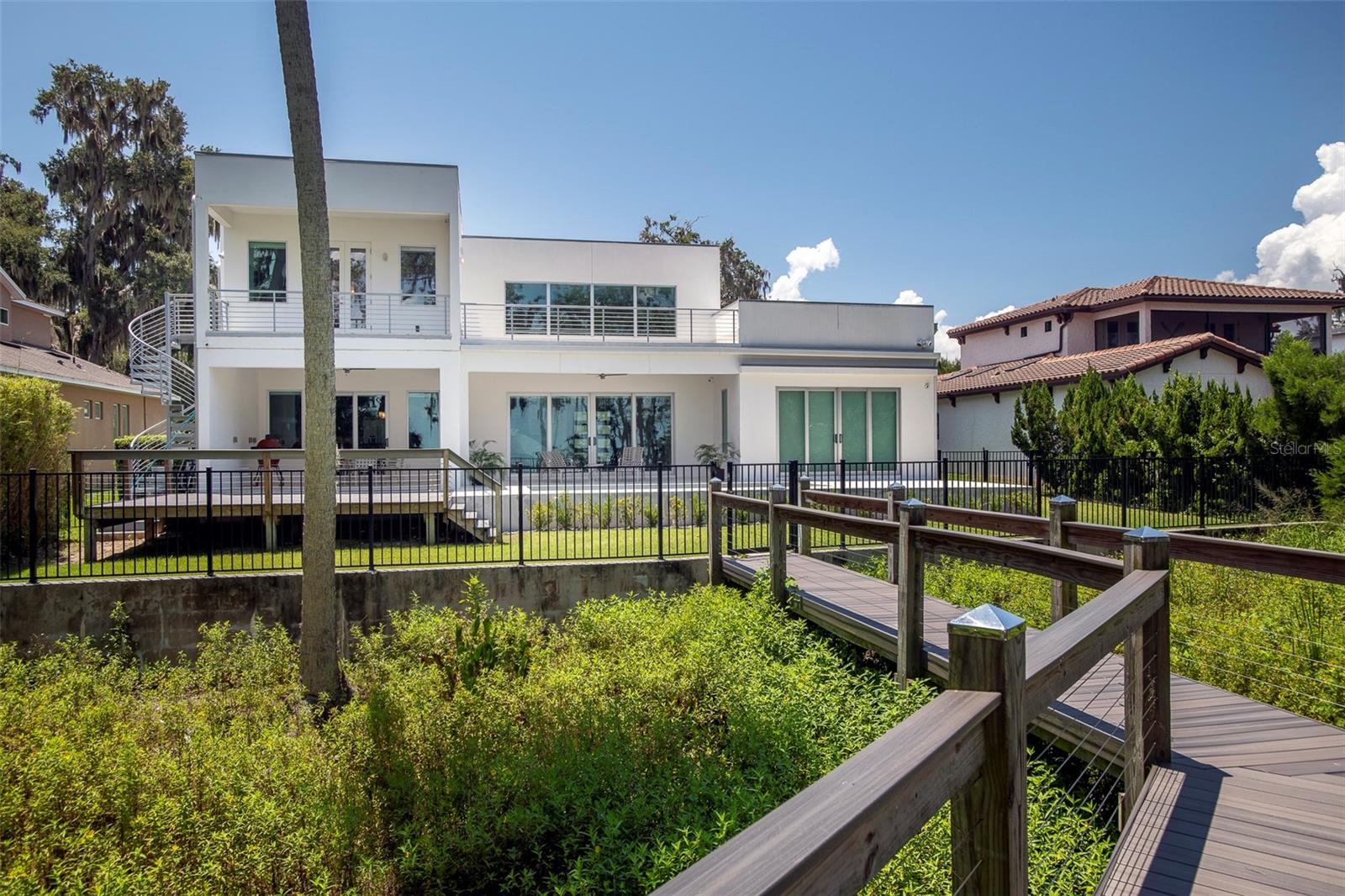 LAKE COVE POINTE PH 02 - Residential