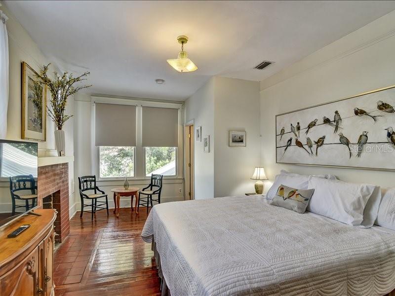 GILCHRIST RESUB - Residential