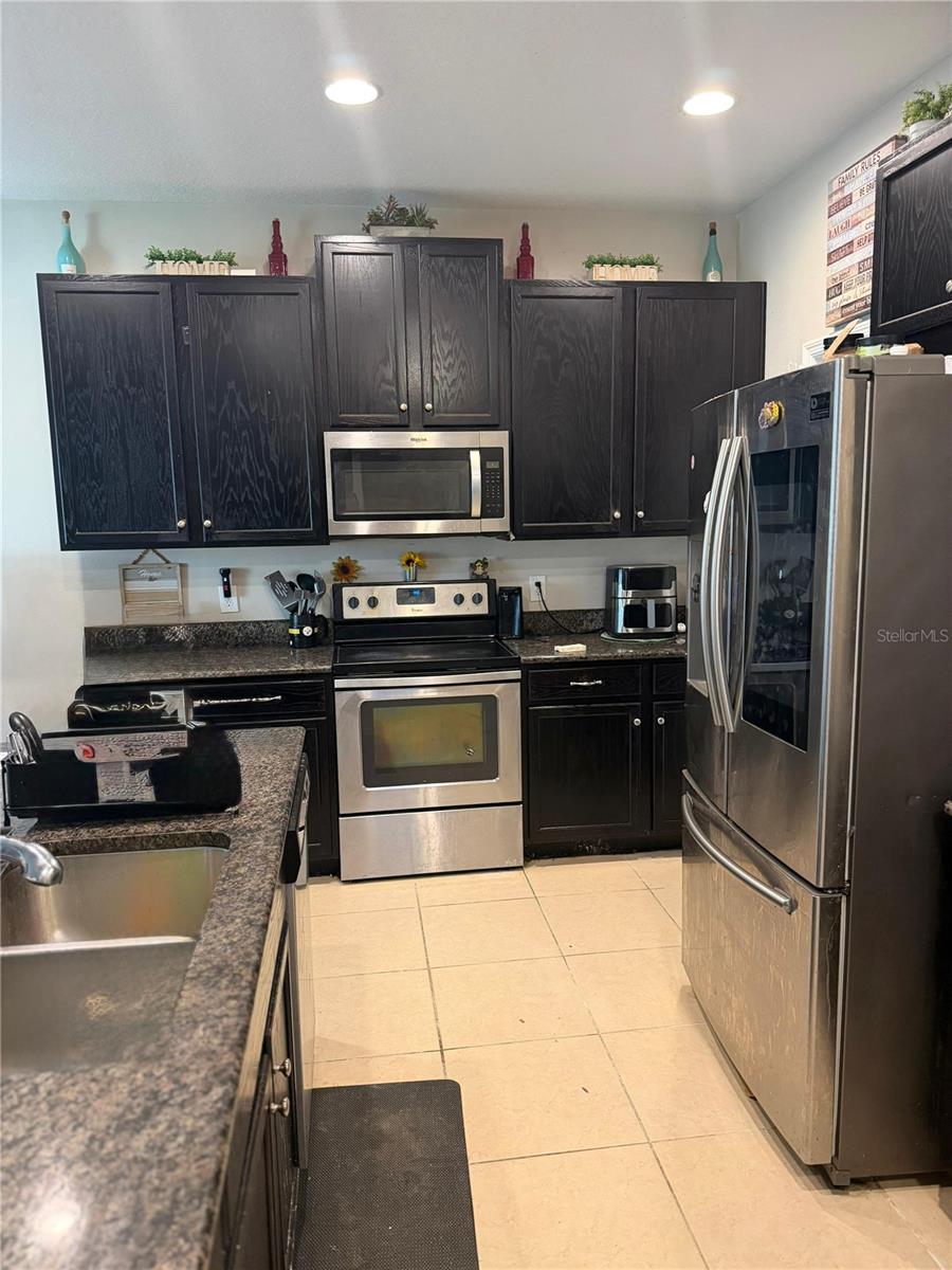 BENTLEY GREEN - Residential