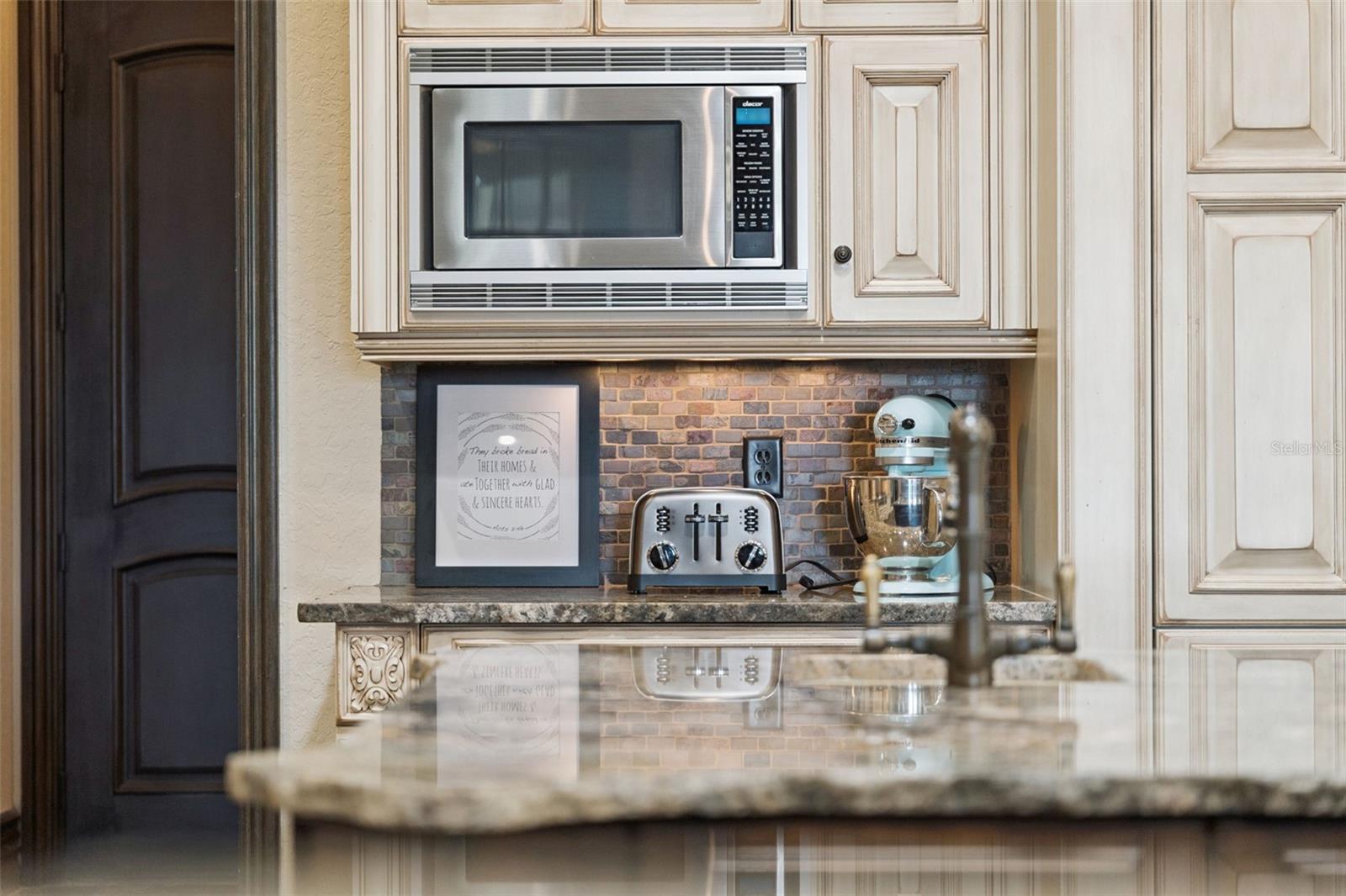 KEENES POINTE 46/104 - Residential