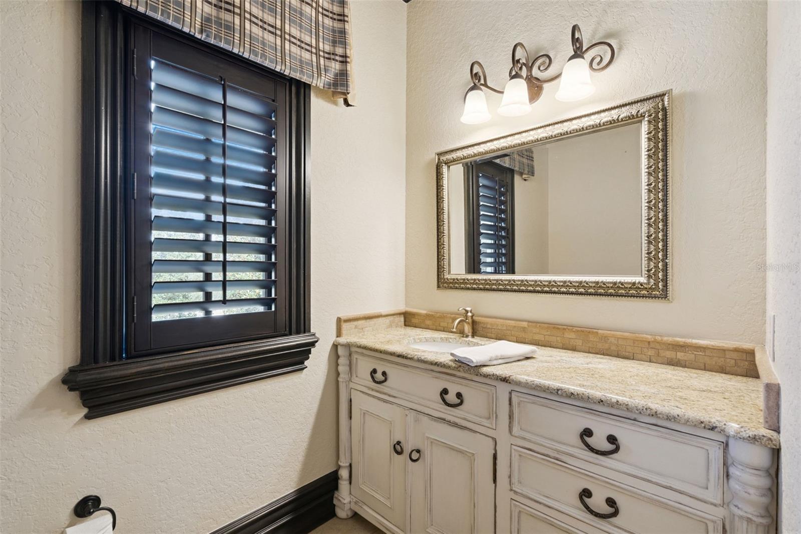 KEENES POINTE 46/104 - Residential