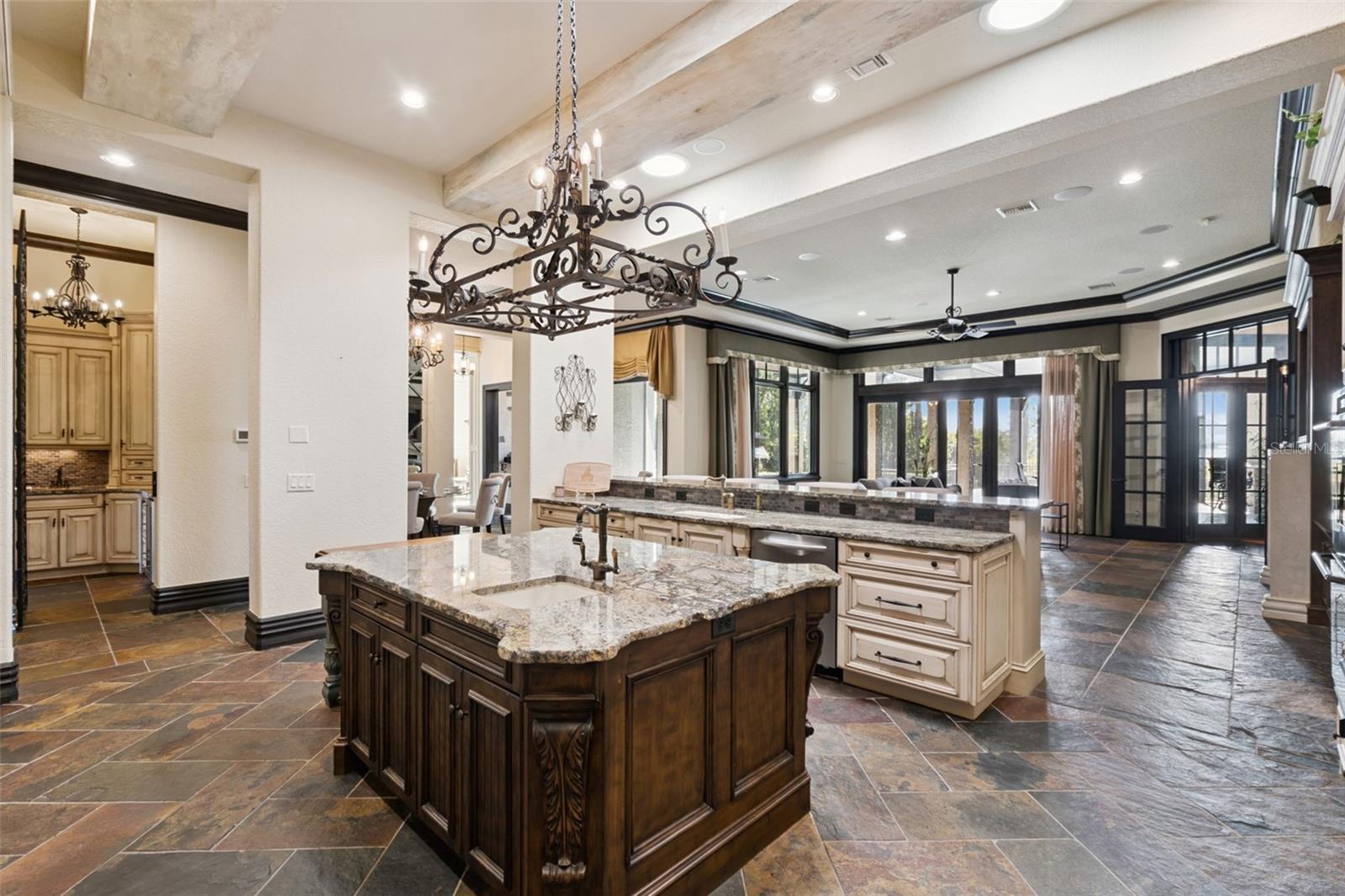 KEENES POINTE 46/104 - Residential