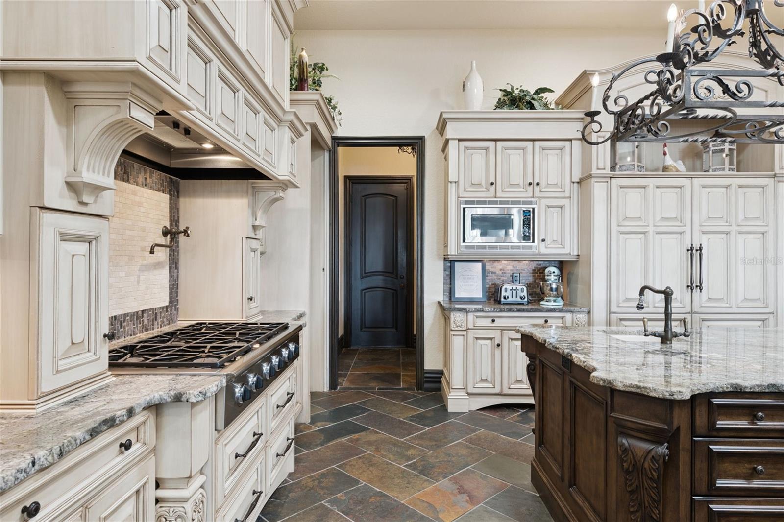 KEENES POINTE 46/104 - Residential