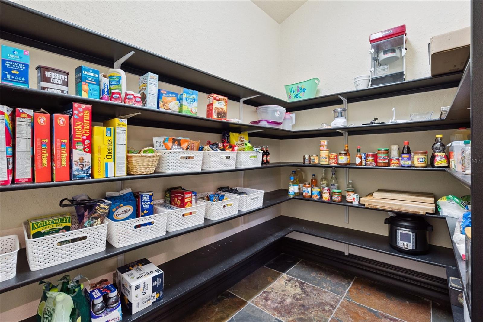 KEENES POINTE 46/104 - Residential