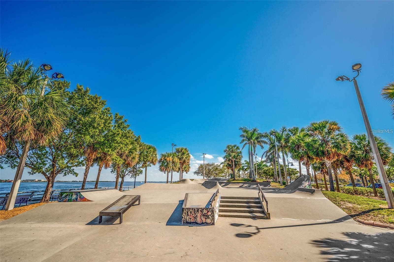 MANATEE GARDENS THIRD SEC - Residential