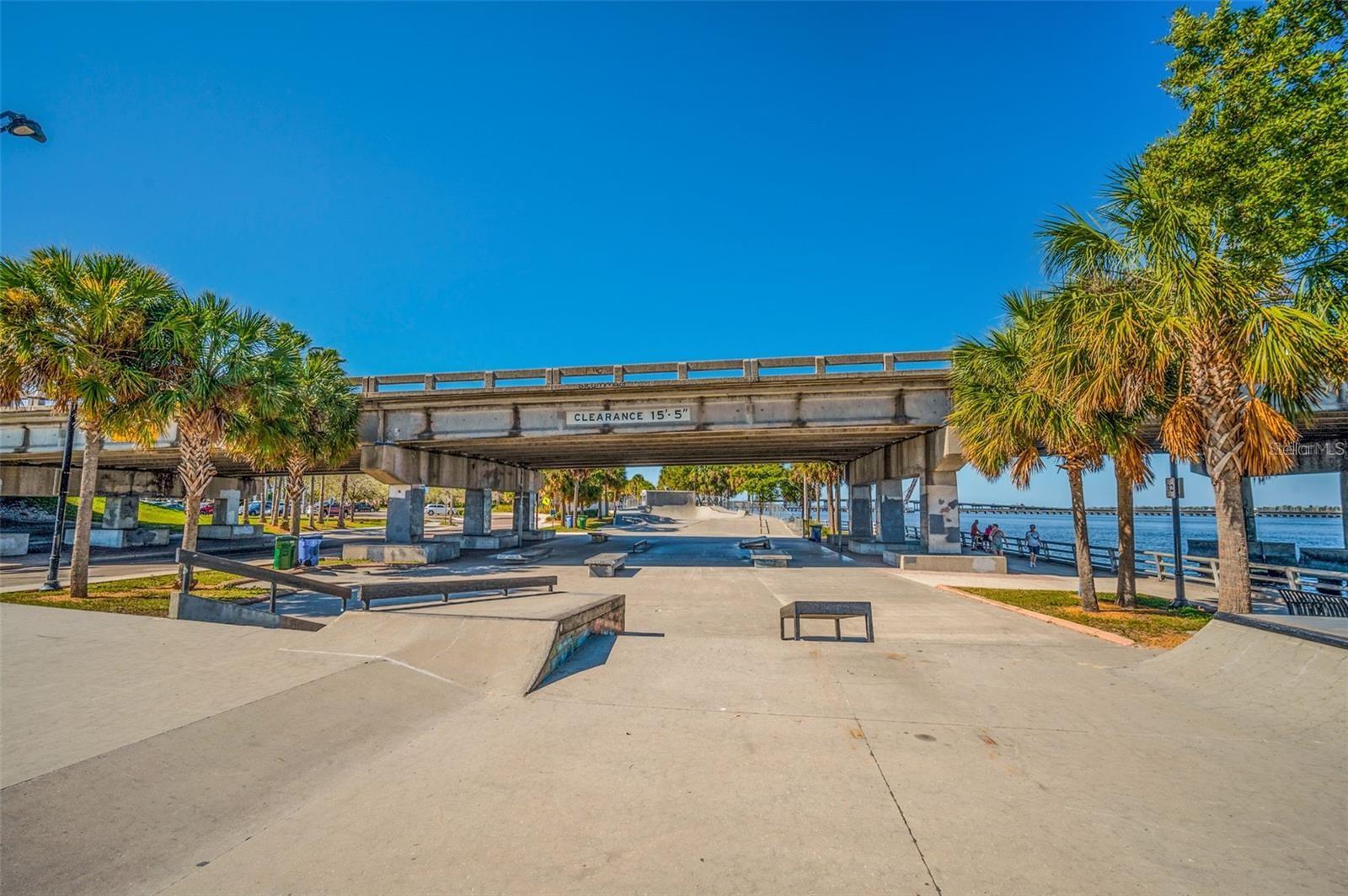 MANATEE GARDENS THIRD SEC - Residential