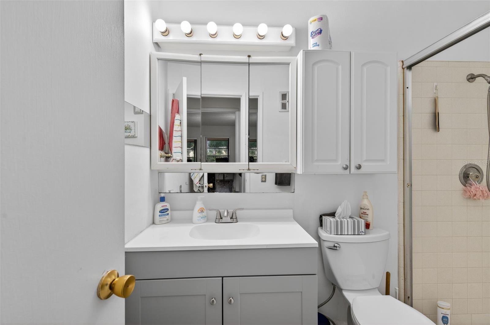 FIVE TOWNS OF ST PETE - Residential