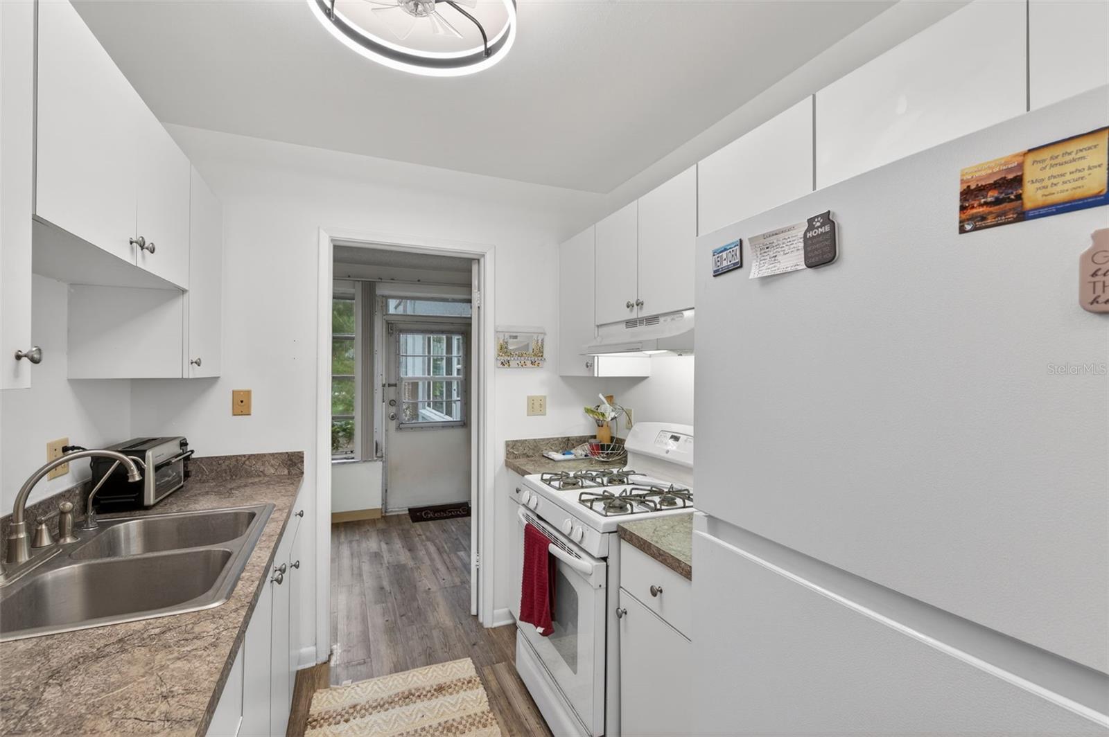 FIVE TOWNS OF ST PETE - Residential