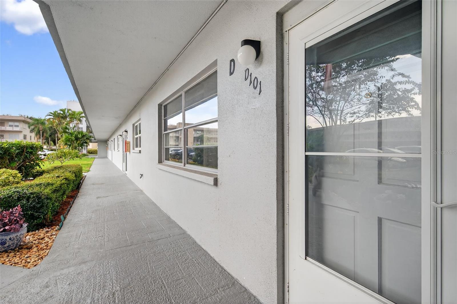 FIVE TOWNS OF ST PETE - Residential