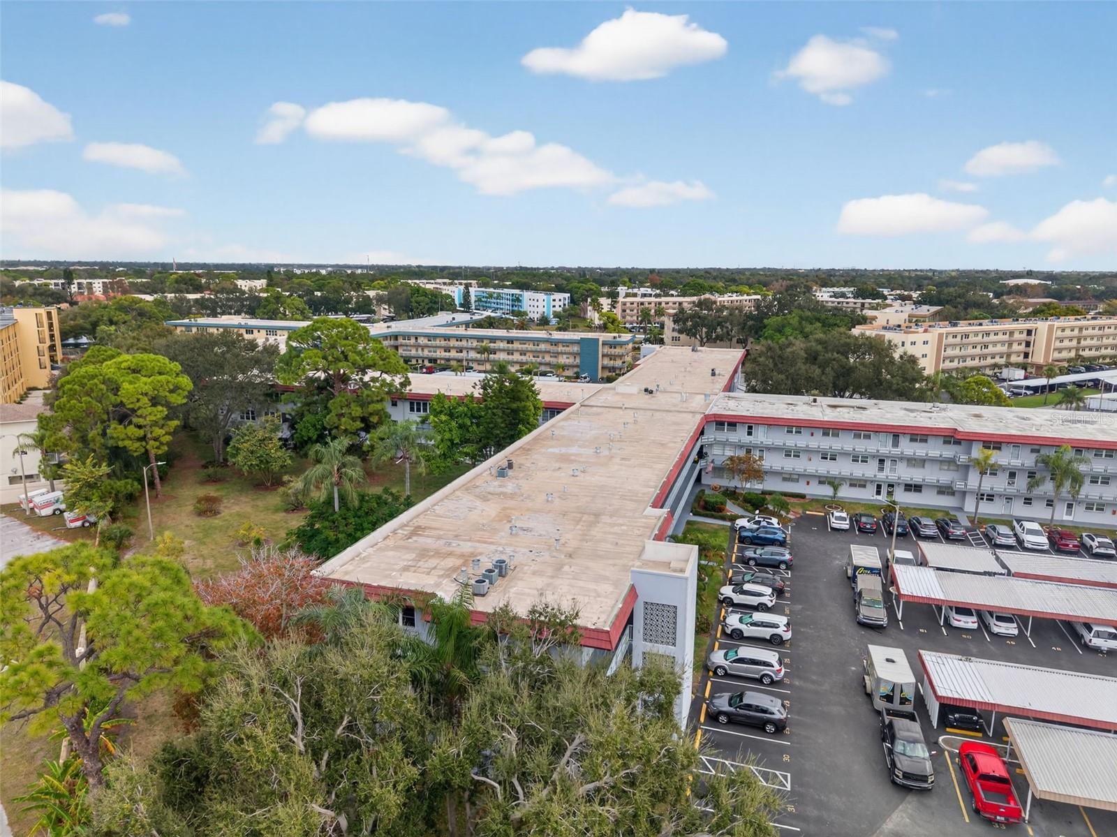 FIVE TOWNS OF ST PETE - Residential