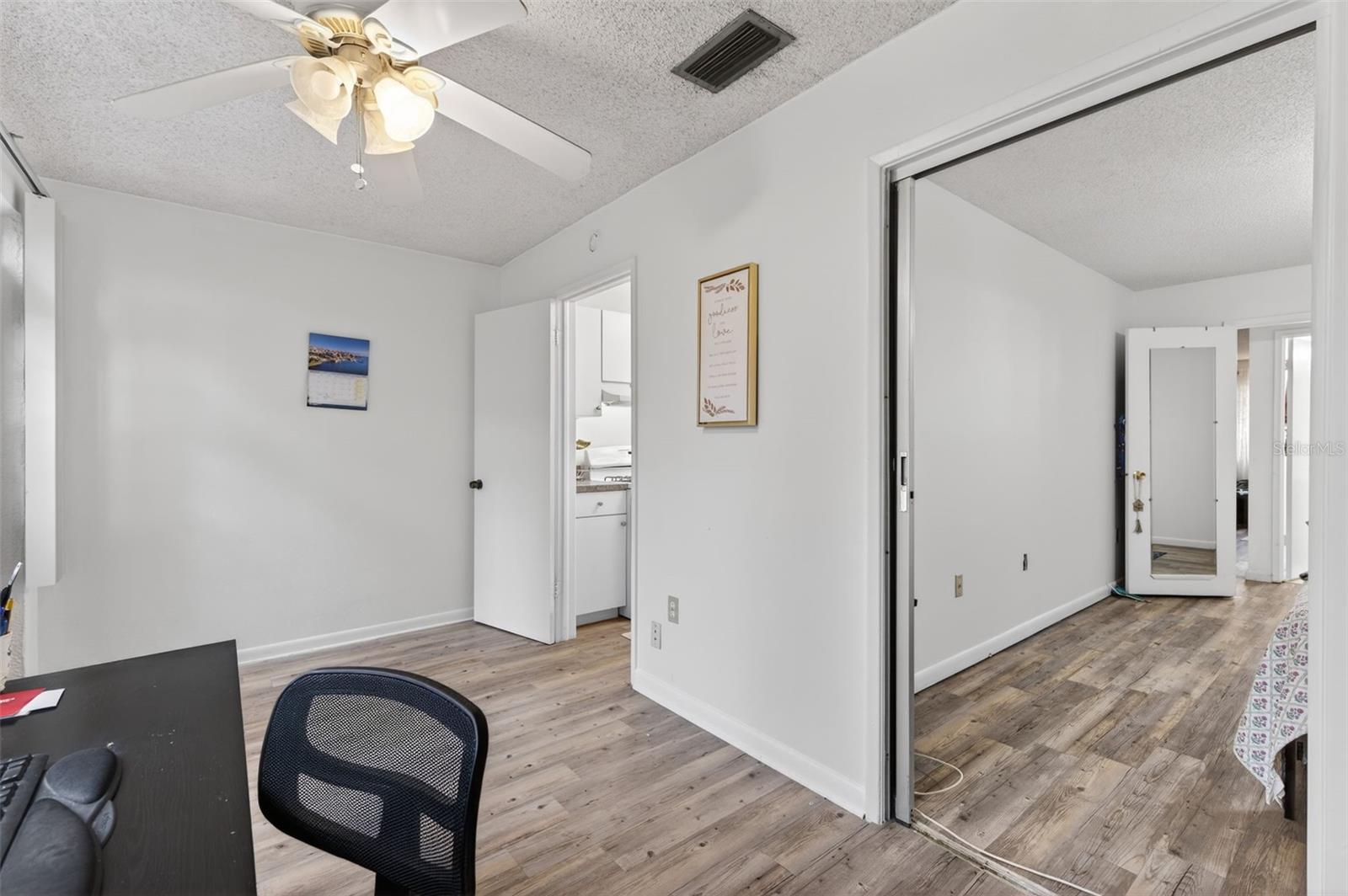 FIVE TOWNS OF ST PETE - Residential